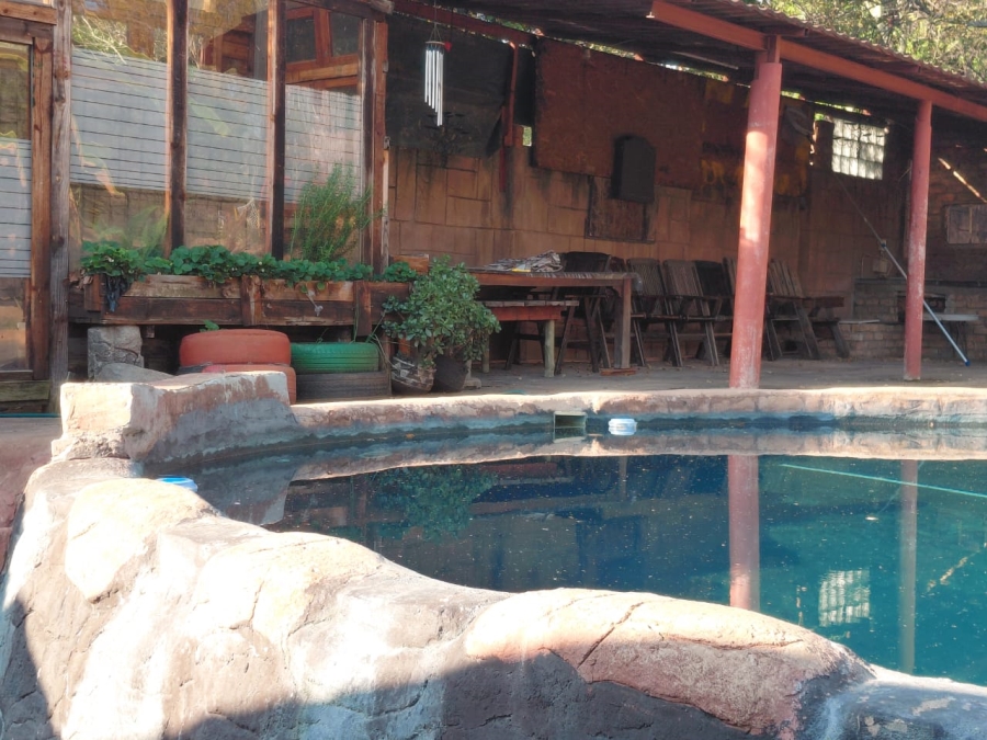 5 Bedroom Property for Sale in Elandsrand North West